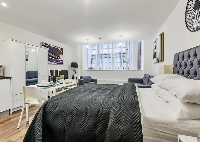 Stylish Urban Retreat In The Heart Of Liverpool