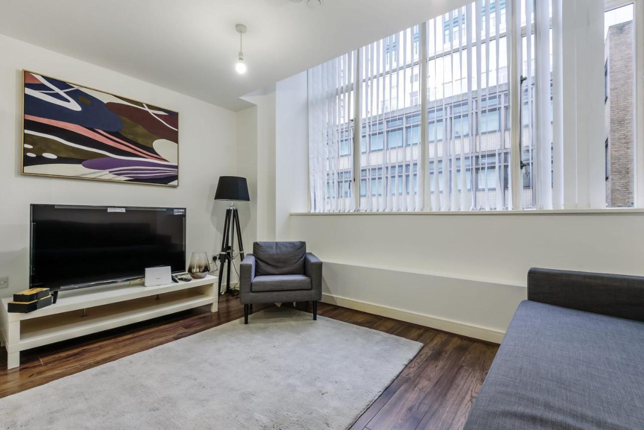 Apartment Stylish Urban Retreat In The Heart Of *